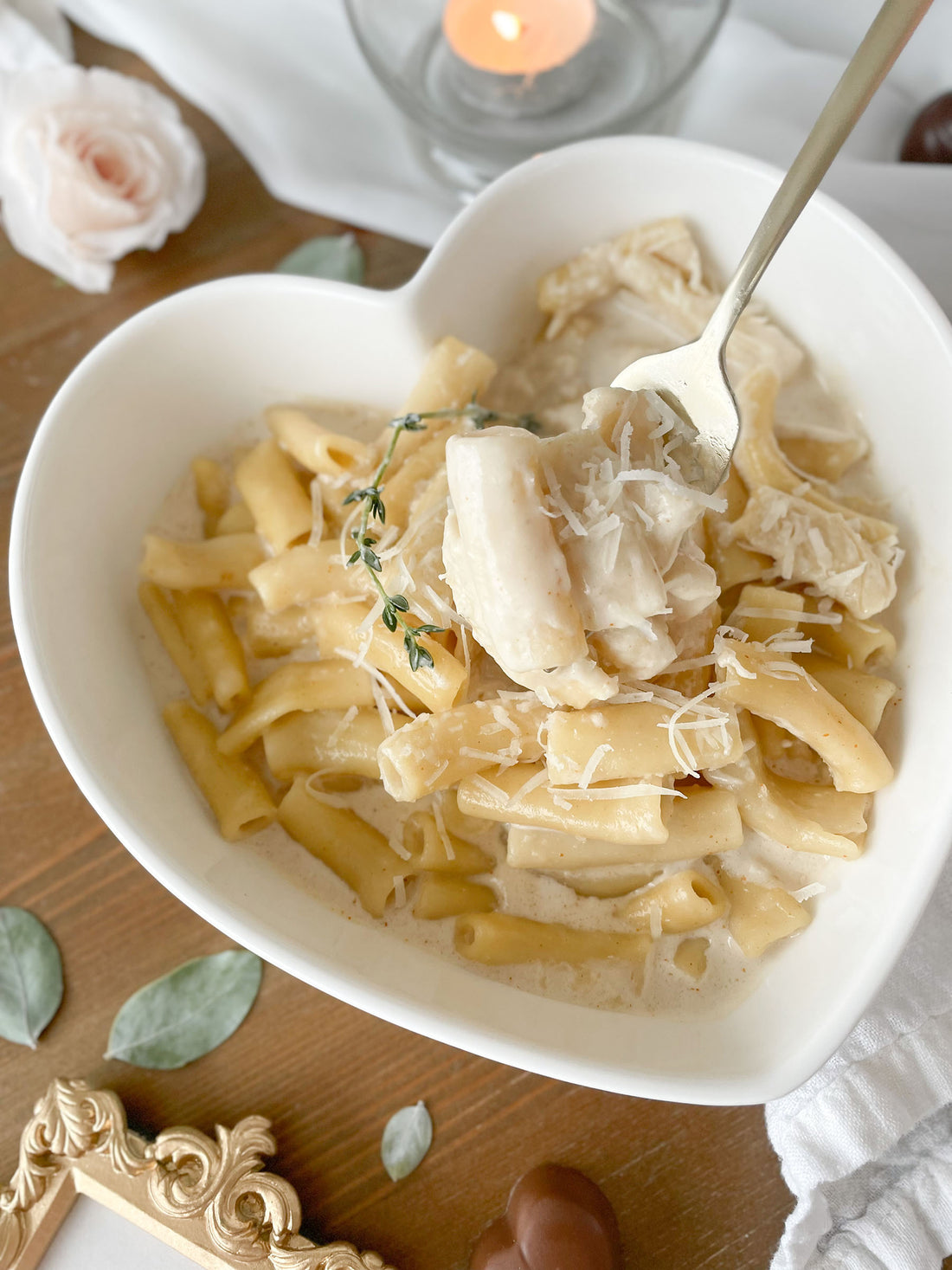 Slow-Cooker White Cheddar and Gruyère Mac 'N Cheese